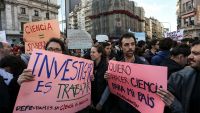 Leer más: Argentina’s scientists engulfed in budget crisis