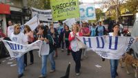 Leer más: Culminó el paro de los docentes universitarios con un multitudinario acto