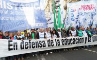 Leer más: Docentes universitarios rechazan un nuevo ajuste