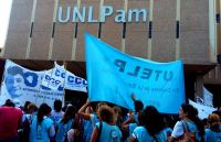 Leer más: Gremios se manifestaron en Santa Rosa contra los despidos de Nación